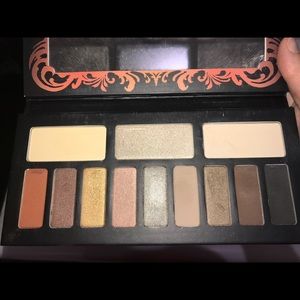 Kat Von D eyeshadow palette